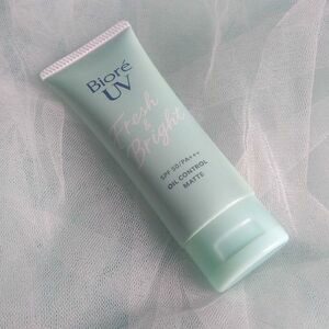 CEK BPOM UV Fresh & Bright SPF 50PA+++ Oil Control Matte