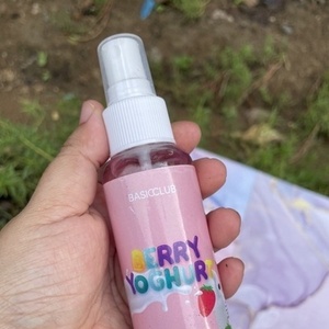 CEK BPOM Basicclub Bodymist Berry Yogurt INDOWANGI