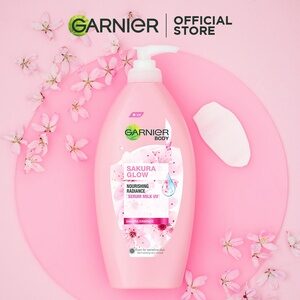 CEK BPOM Skin Naturals Sakura Glow Hyaluron Body Serum Lotion