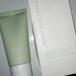 CEK BPOM English Pear and Freesia Comfort Deodorant