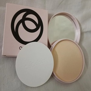 Cek Bpom OnColour Face Powder - Light Oriflame Sweden